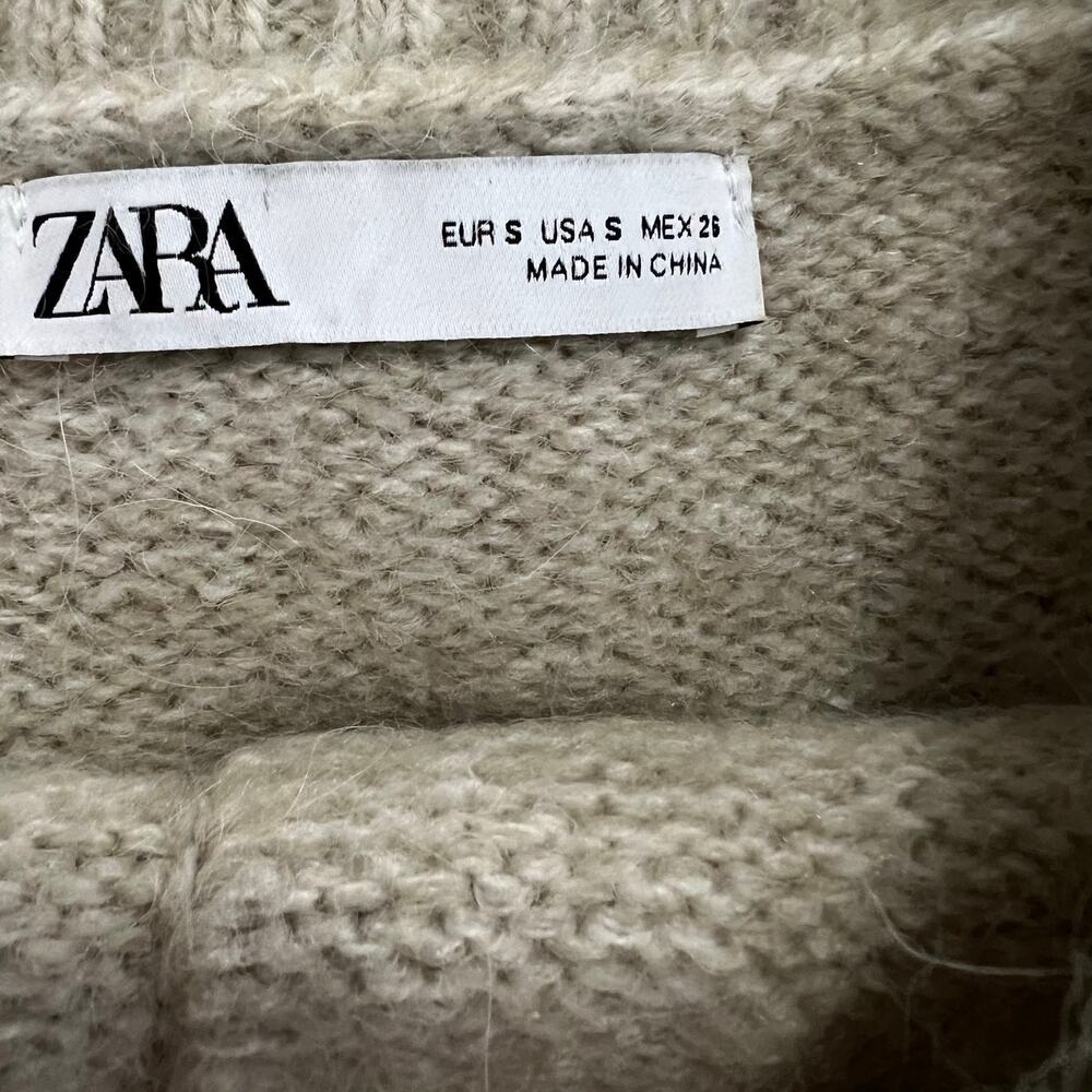 Zara Sage‎ Light Green Knit Top Wool Mix Jewel Bow Detail Size Small - Picture 6 of 7
